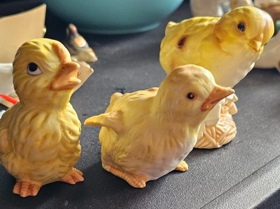 Lefton Trio of Porcelain Baby Chicks