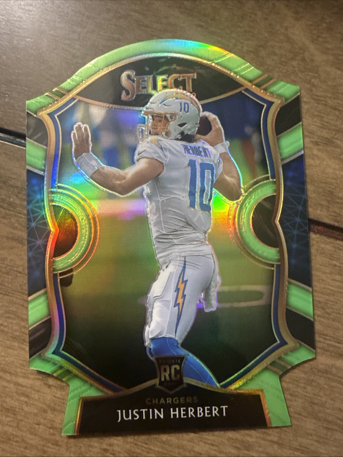 2020 Panini Select - Concourse Justin Herbert #44 Neon Green Prizm Die-Cut (RC)