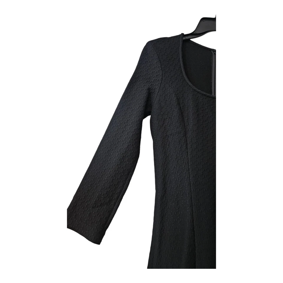 Theory Dress Size 4 Black Textured 3/4 Sleeves Unlined Hidden Back Zip USA - Image 4 of 4