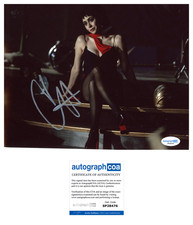 Cristin Milioti ‘The Penguin’ Signed 'Sofia Falcone' 8x10 Photo ACOA