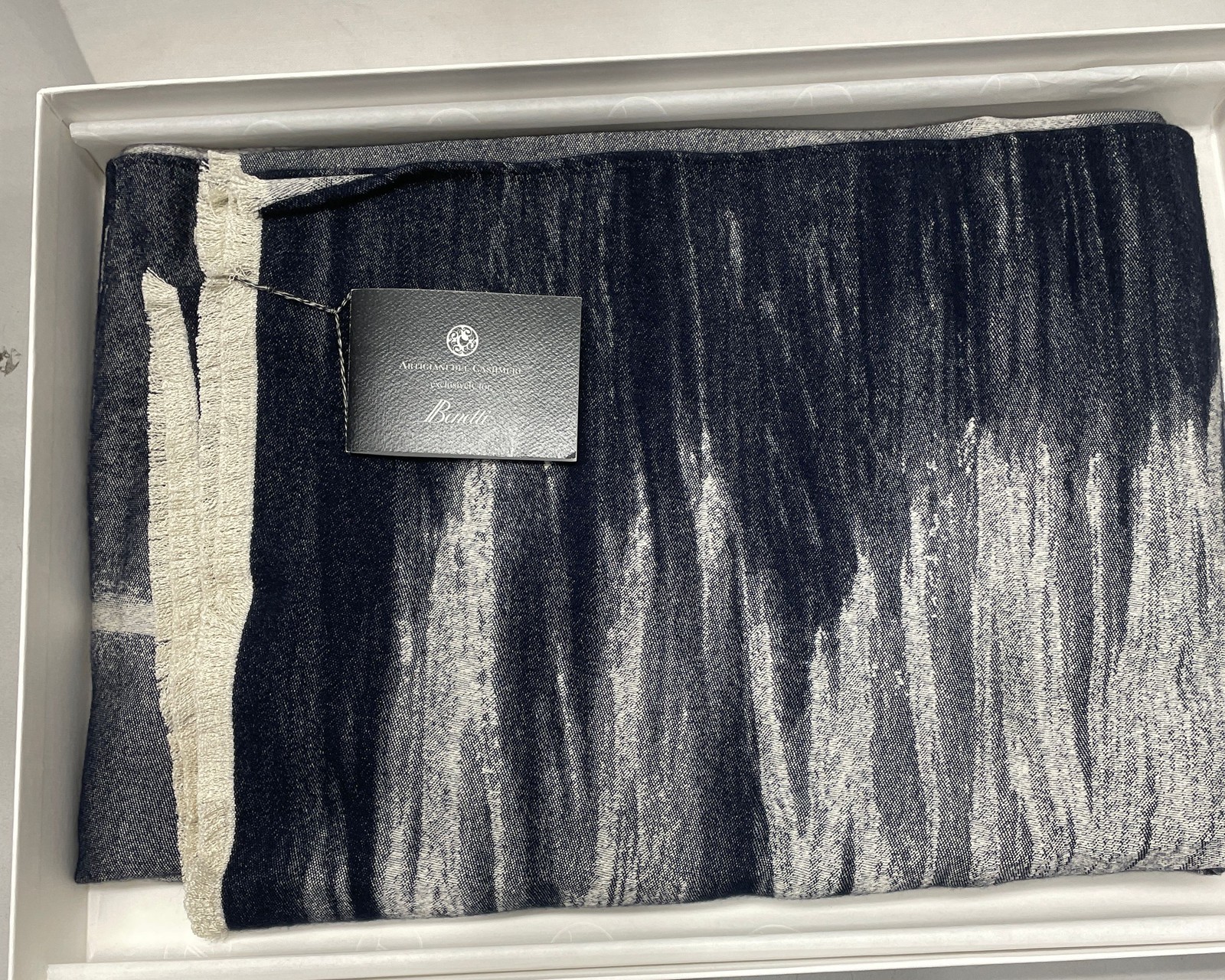 Luxury Benetti Cashmere Silk Yacht Blanket 79x100 50% Cashmere 50% Silk  