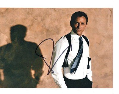 DANIEL CRAIG  AUTHENTIC AUTOGRAPH JAMES BOND QUANTUM OF SOLACE COA SIGNING DETAI