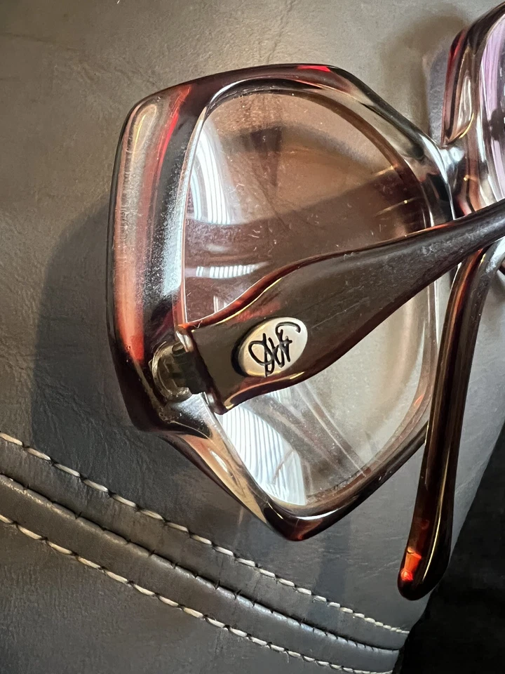 Marcos retro grandes (amanecer) Diane Von Furstenberg años 70, color rosa baya. Foto 4 de 4