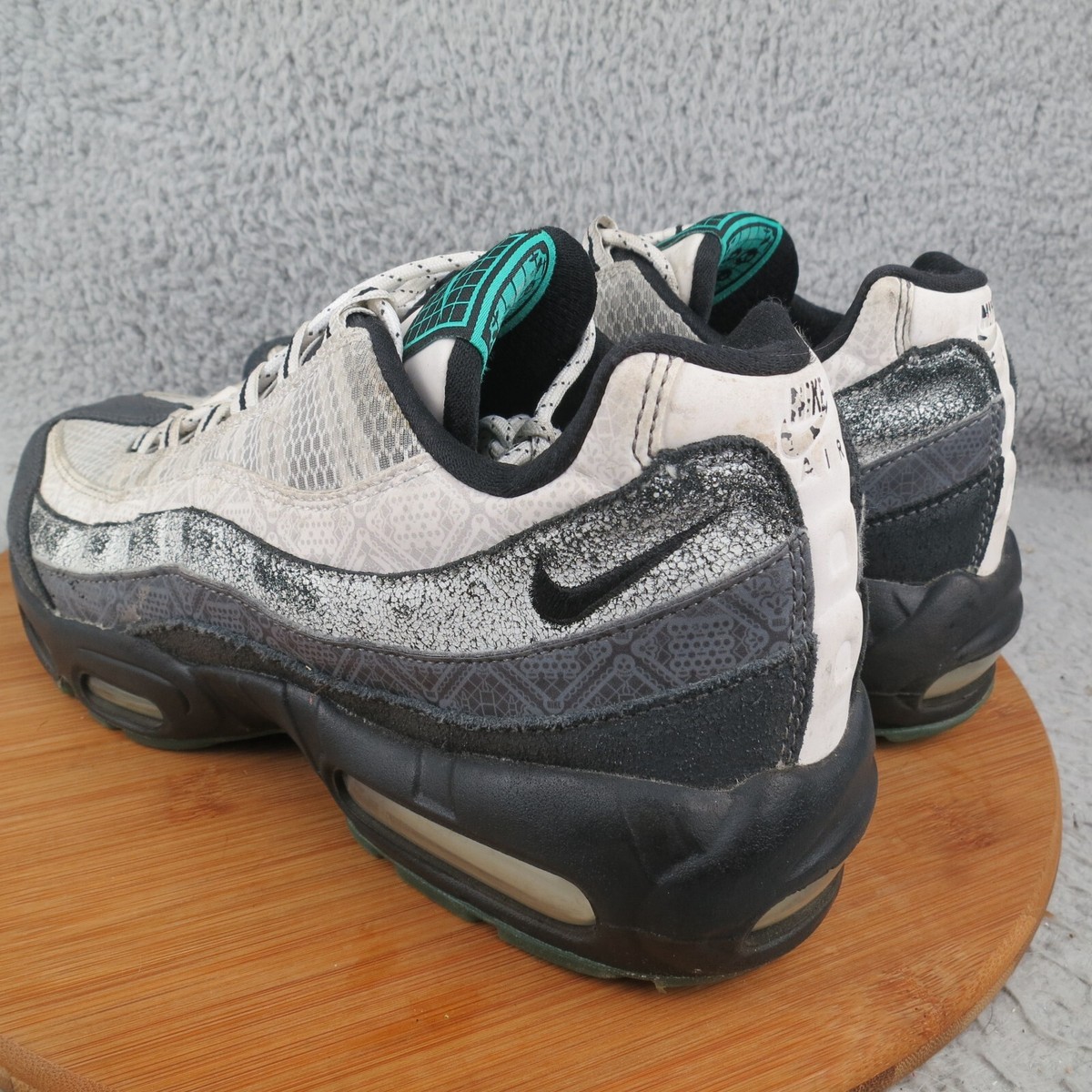 靴 NIKE AIR MAX 95 DAY OF THE DEAD Nike Air Max 95 SE Day of the Dead Size 8 Halloween Skull