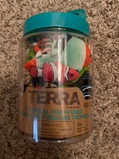 Toy Tropical Fish  Crabs   60 Mini Figures in 12 Realistic Designs New