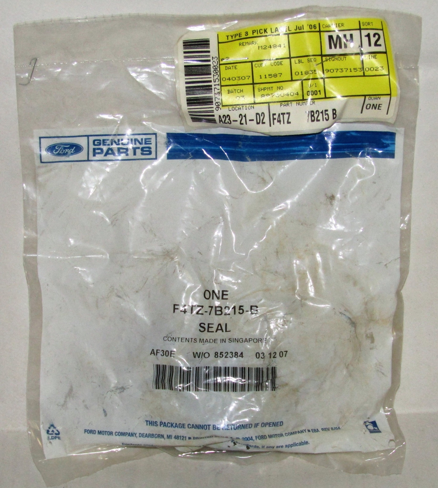 NEW FORD MOTOR COMPANY GENUINE PARTS SEAL OEM PART NO F4TZ 7B215 B EBay NEW FORD MOTOR COMPANY GENUINE PARTS SEAL OEM PART NO F4TZ 7B215 B EBay
