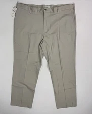 Dockers Best Pressed Signature Khaki Mens 42x30 Classic Fit NWT Office City