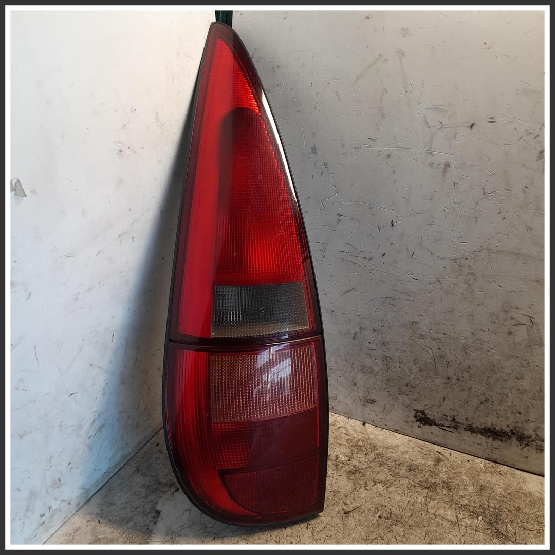 Fanale Posteriore Alogeno Sinistro SX Renault Laguna I 7700420123 1995 1999