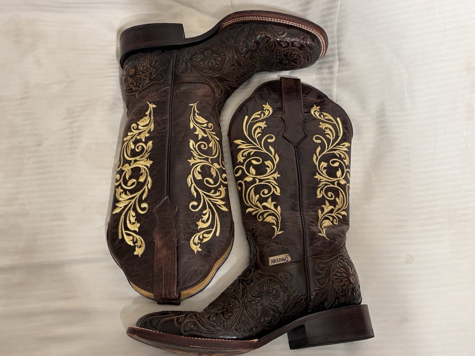 Abolengo Men’s Embroidered Boots - image 5