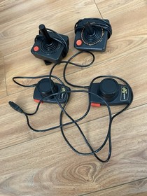 Vintage Atari 2600 Bundle &ndash; 20 Games, Controllers, Manuals, Case &ndash; Tested