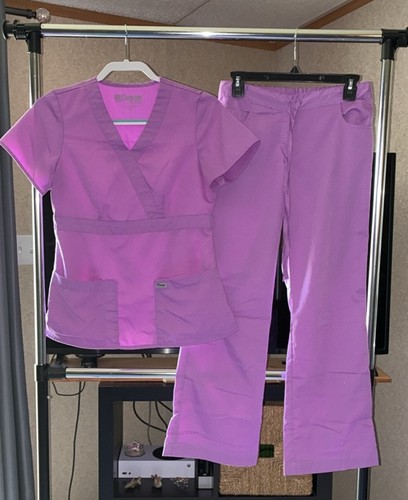 Grey's Anatomy by Barco Women's Scrub Set Small & XS Petite