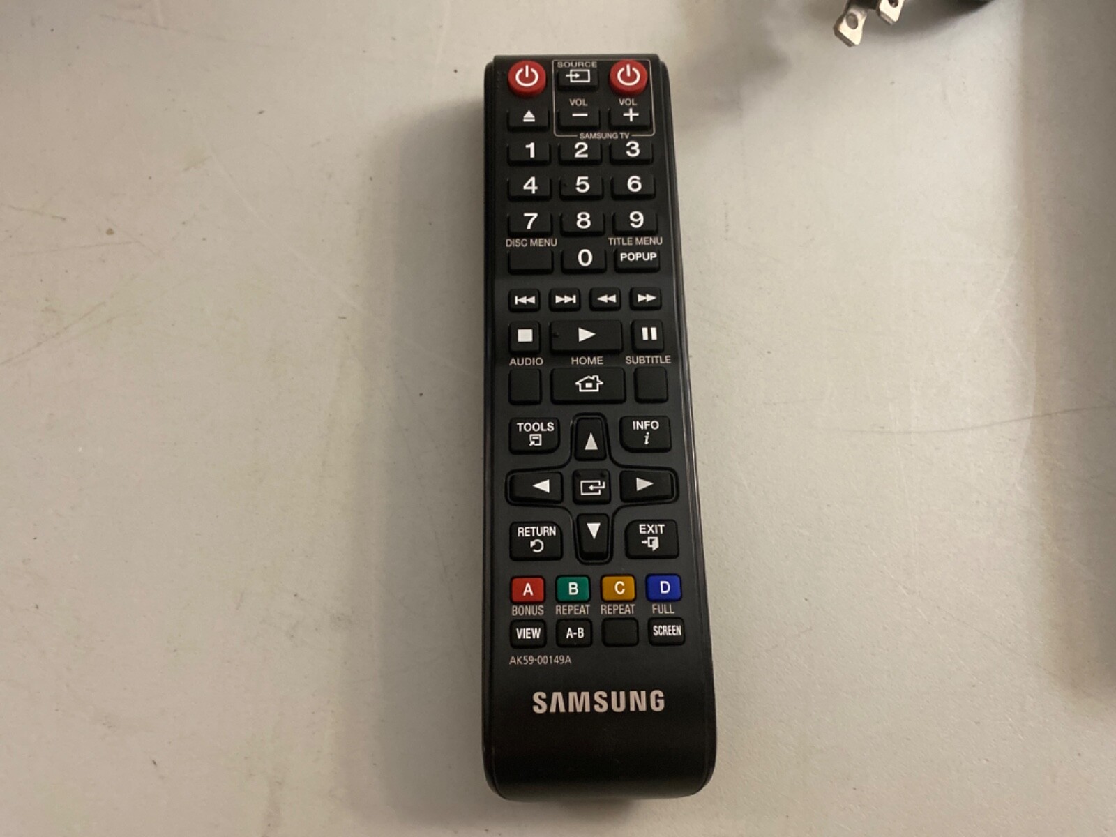 SAMSUNG BDJ5900 BLURAY PLAYER WIFI 3D SMART W/REMOTE & HDMI CABLE