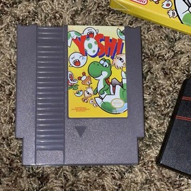 Sistema de Entretenimiento Yoshi NES Nintendo Completo En Caja CIB Completo Mario