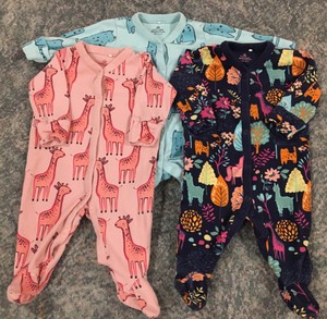 0 to 3 months sleepsuits