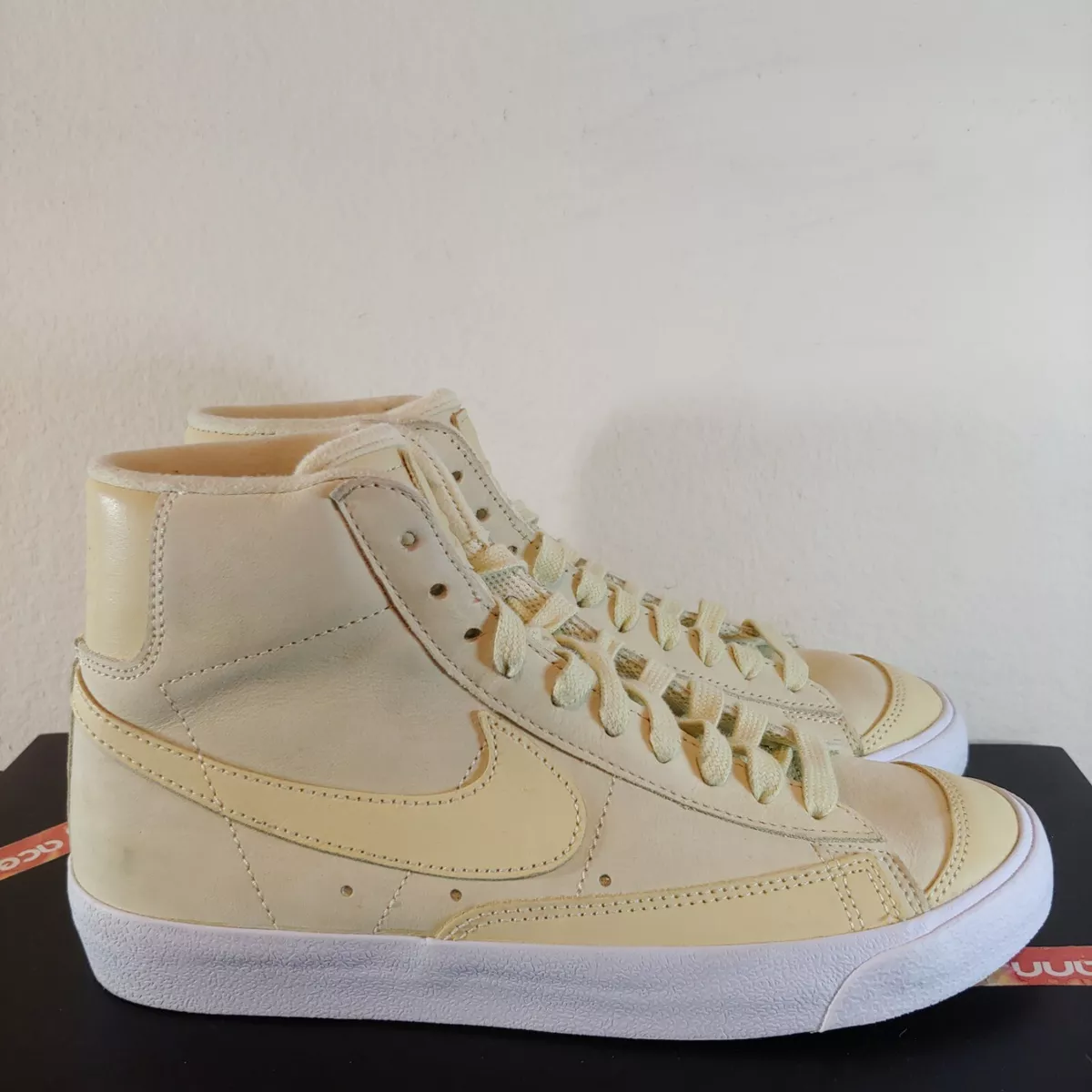Nike blazer mid premium white clearance