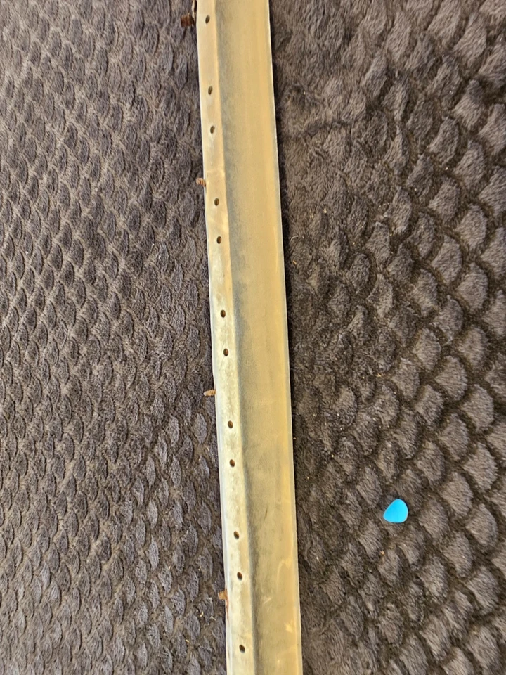 Dodge Challenger 1973 1974 parachoques trasero a carrocería panel de ajuste 3616149 Foto 4 de 4