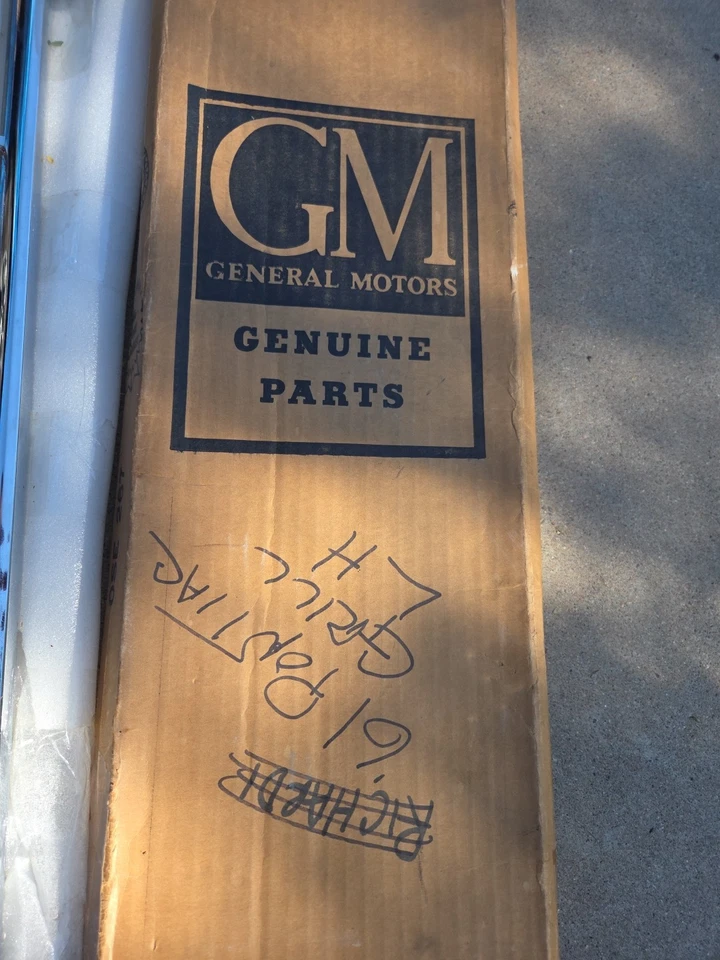 Pontiac Grille Catalina Super Duty Bonneville 1961 izquierda 538535 Old GM Foto 3 de 4