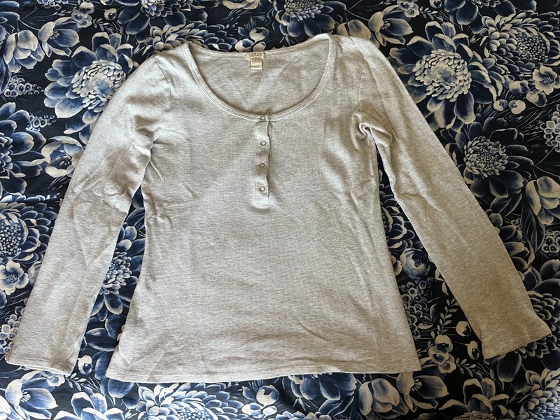 J.Crew Women's Heather Gray Long Sleeve Henley Thermal Top Size Small