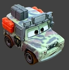 Disney Pixar CARS Mini Racers Margaret Motorray Hunter Camper #26 New Sealed Box