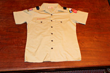 Boy Scouts of America BSA Men's Shirt Tan Small 14 14 1/2 Sewn Patches