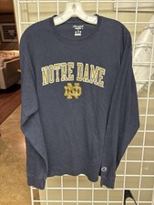 University Of Notre Dame Fighting Irish T-Shirt Size Large Long Sleeve Champion