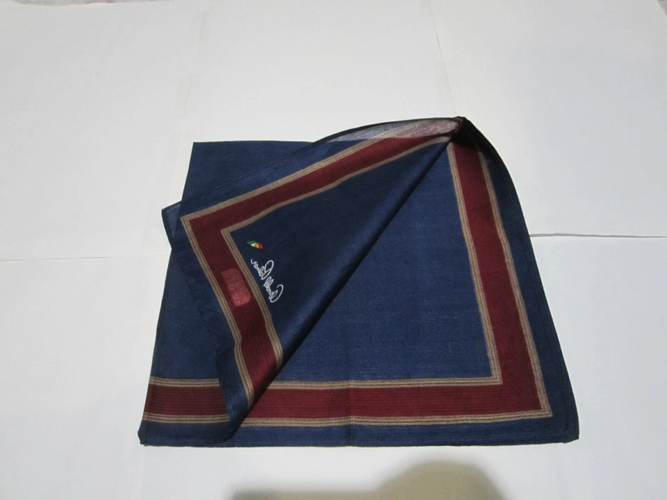 USED ARNOLD PALMER NAVY BLUE SOLID COTTON 18" POCKET SQUARE HANDKERCHIEF MEN - Image 4 of 4