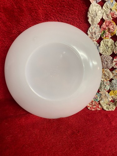 Vintage Fire King Milk Glass Plate with Pink FLowers - Picture 3 of 4