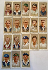 JOHN PLAYER & SONS CIGARETTE CARDS: 18x 1934 CRICKETERS CARDS