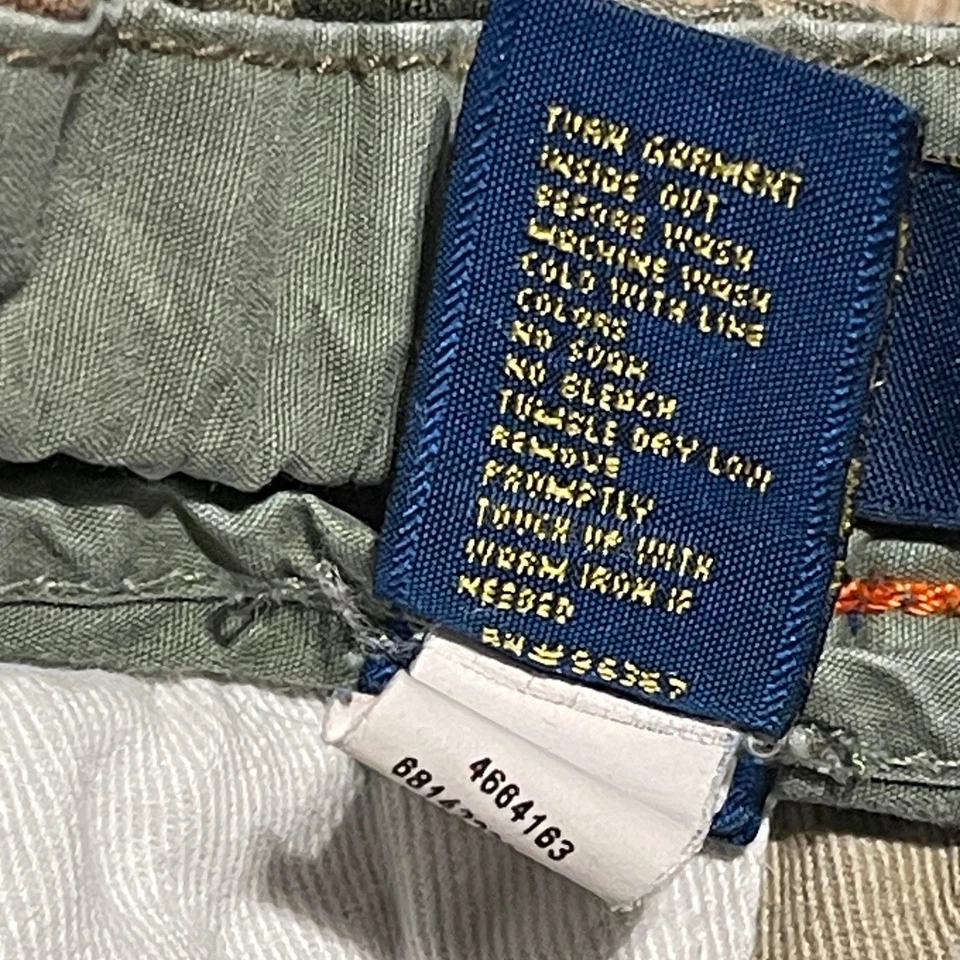 OshKosh Bgosh Kids Camo Cargo Pants Size 8 Adjustable Waist Camouflage EUC - Image 4 of 4