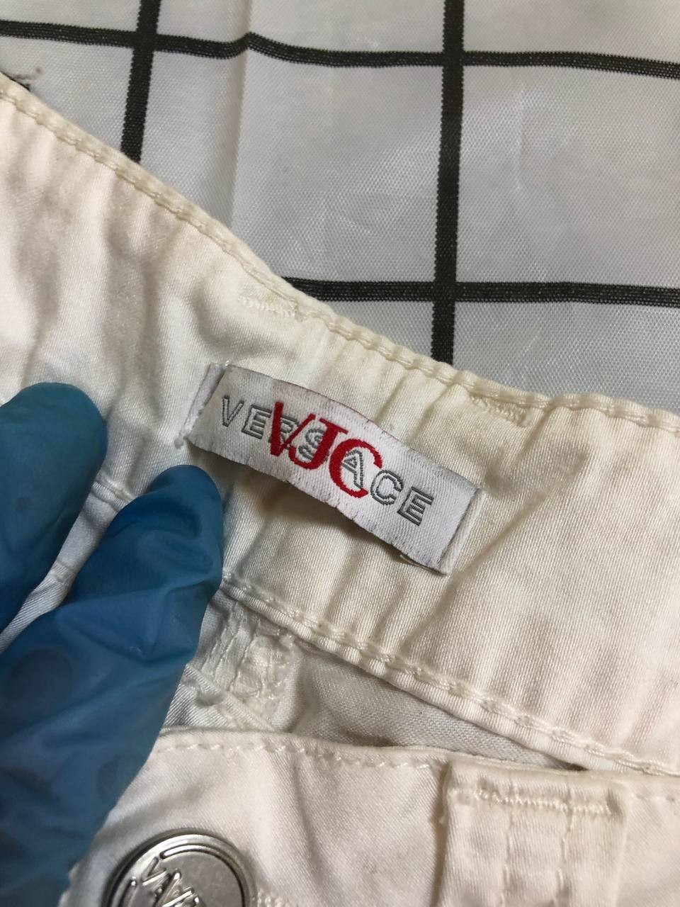 VERSACE JEANS COUTURE VINTAGE WHITE DENIM JEANS 27 VERY GOOD CONDITION thumbnail 11