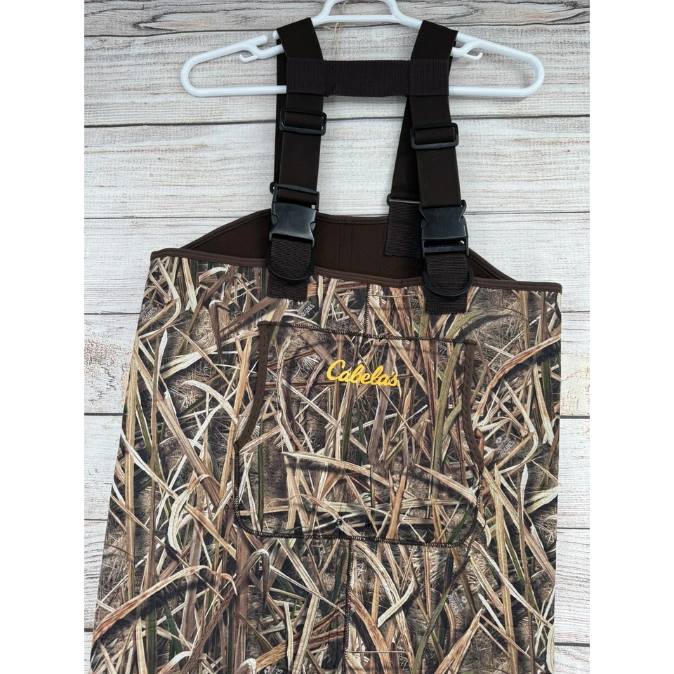 Cabela's Neoprene Boot-Foot Chest Waders Mens 10R Mossy Oak Blades Camouflage - Image 4 of 4