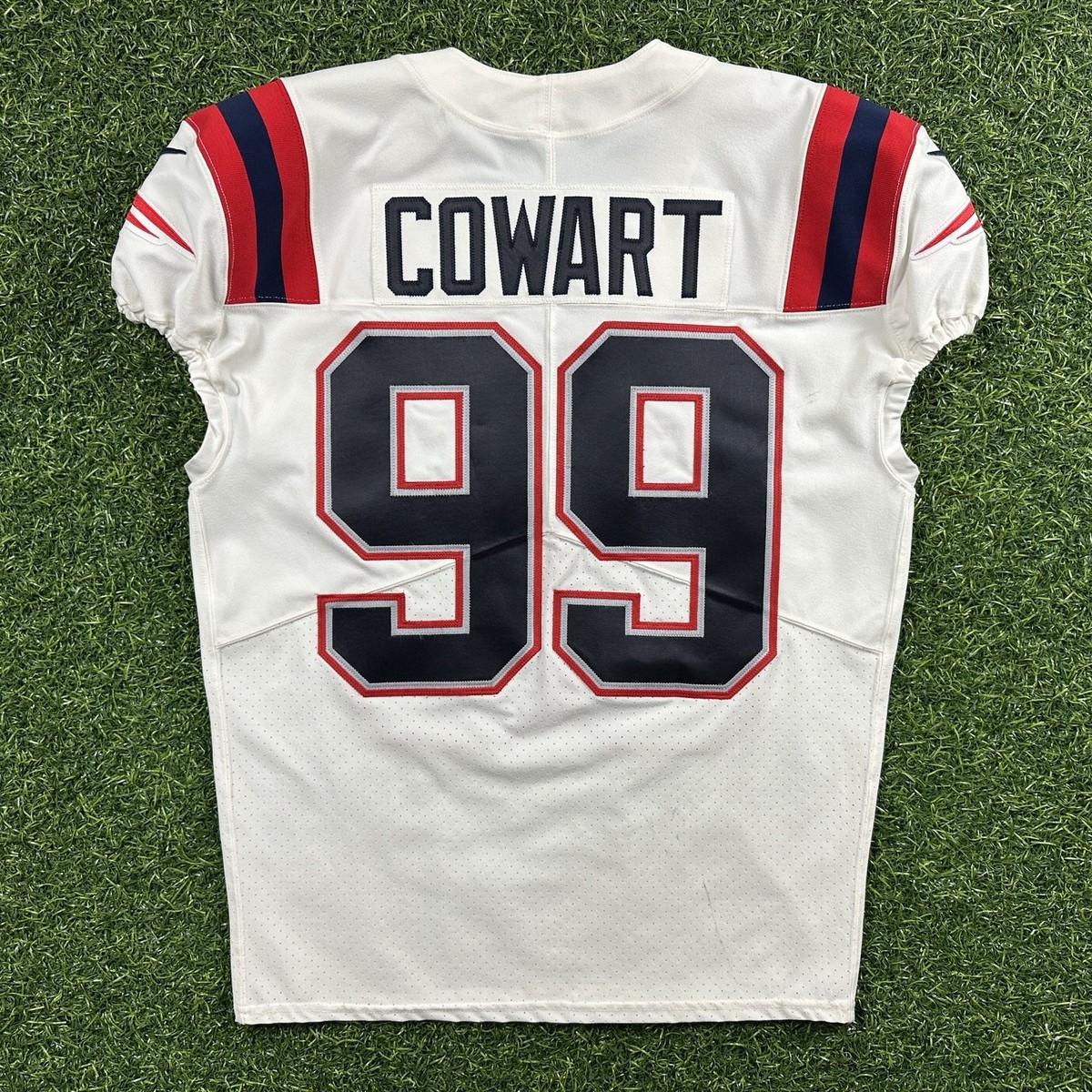 NIKE NFL Patriots ペイトリオッツ アメフト ゲームシャツ L Men's New England Patriots Ezekiel Elliott Nike White Game