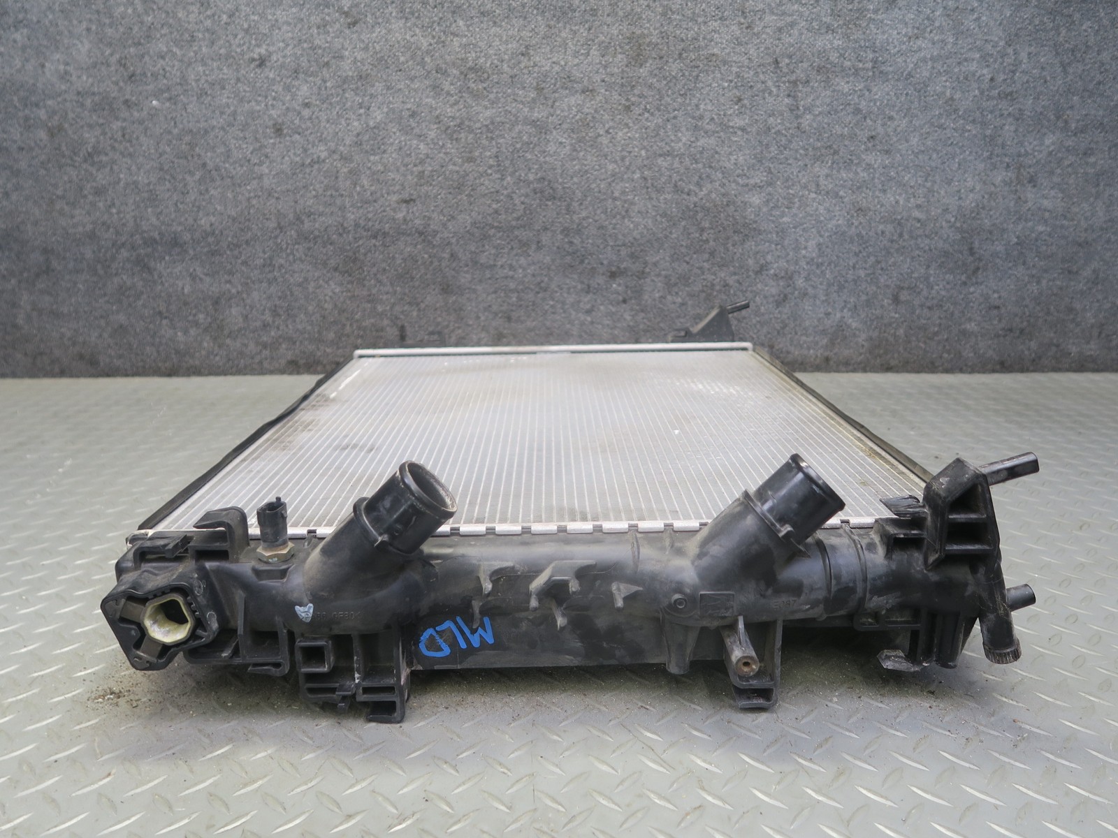 2017-2020 MASERATI LEVANTE M161 3.0L ENGINE COOLING RADIATOR 16485982