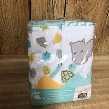Just Born 2 Hooded Towels & 2 Washcloths Set New