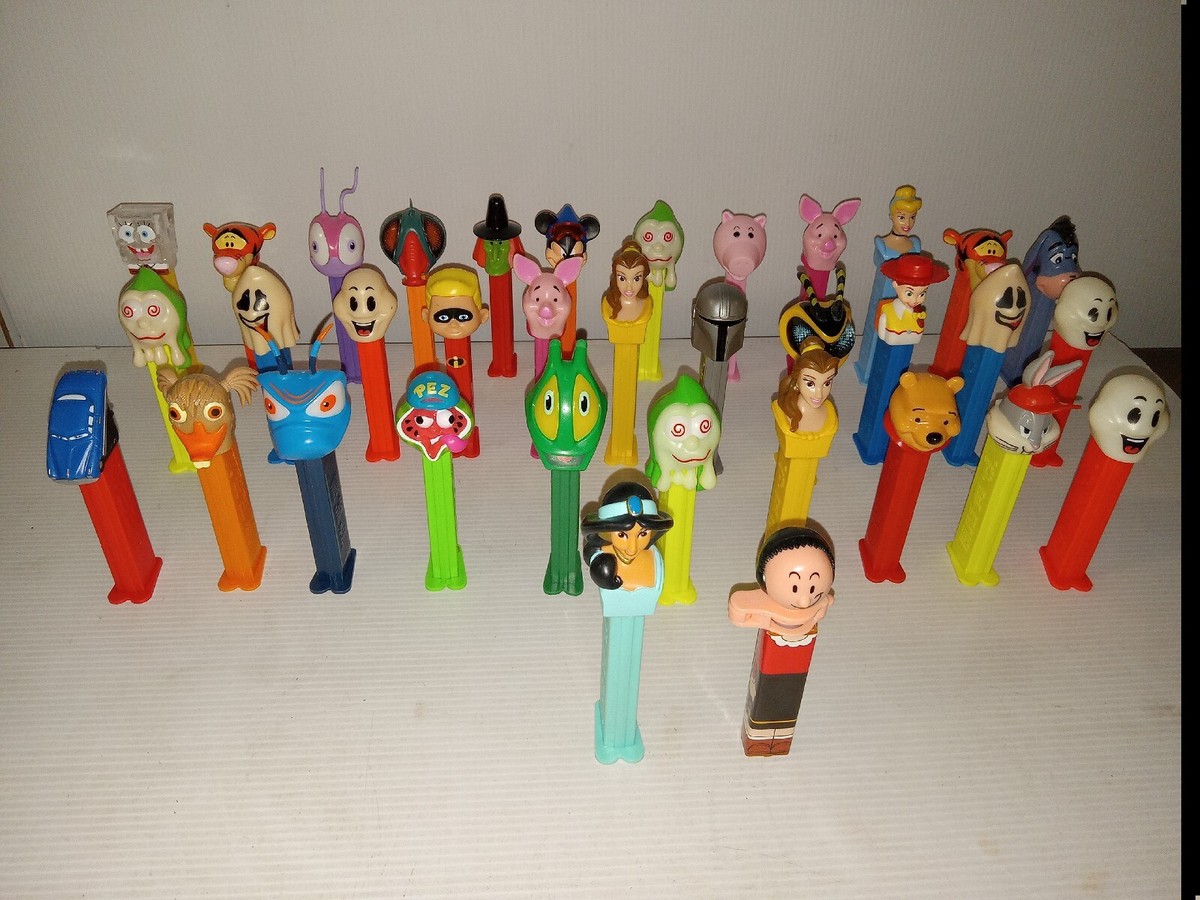 OLD PEZ 90s PEZ　Unopened　51packs Vintage 1990's Pez Candy Dispenser w/Original Packaging