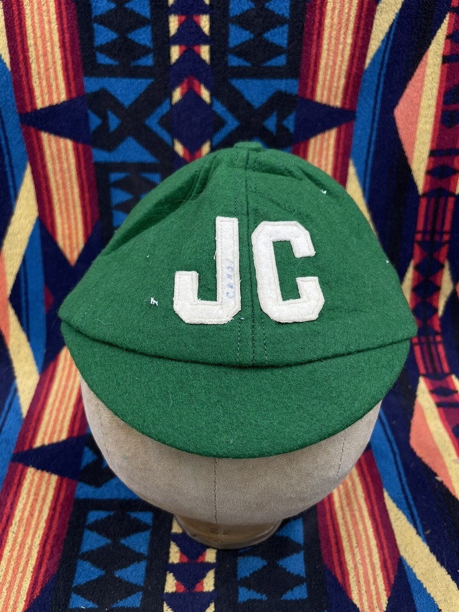 Vintage College University Freshman Cap Hat Wool Beanie