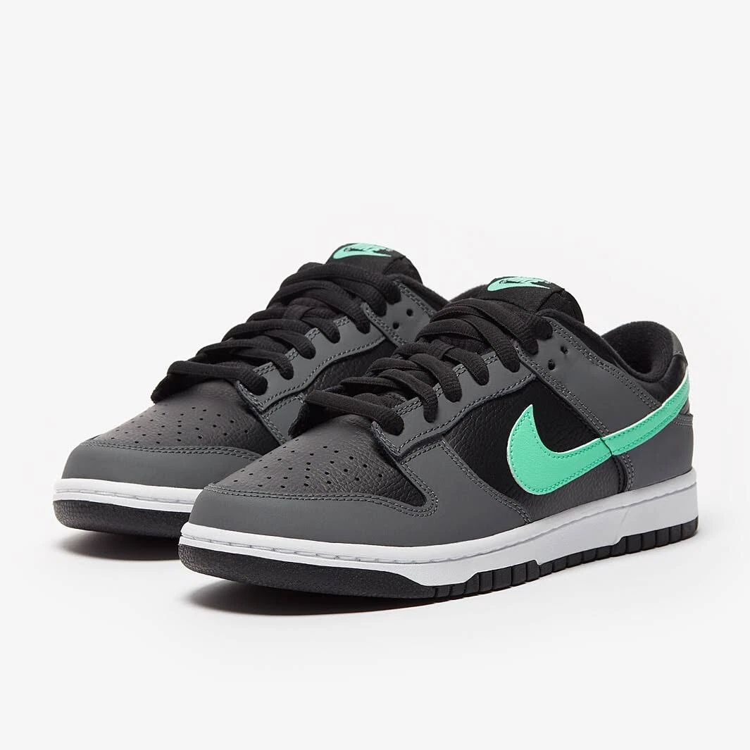 Size 14 nike trainers best sale uk
