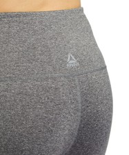 NUEVO CON ETIQUETAS - LEGGINGS REEBOK para mujer de tiro alto gris pedernal jaspeado 7/8 (tallas XS a XL)