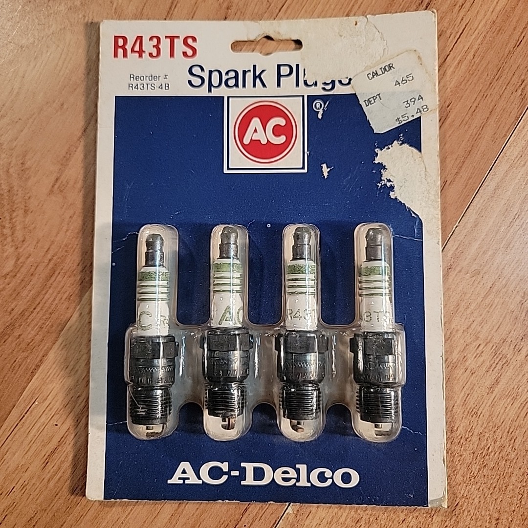 AC Delco R43TS Spark Plugs  4 Pack