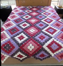 YOYO YO YO QUILT excellent condition 90 X 90 or 97x97 at widest - GOOD Hand Sewn