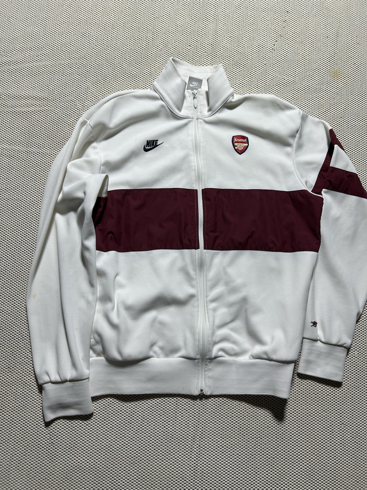 SACAI X NIKE Giacca vintage Y2K Nike Sportswear rossa Arsenal calcio pista zip taglia Large rossa