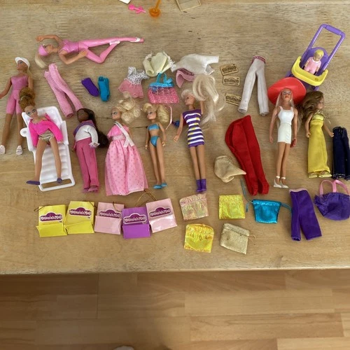 Vintage Melanie's Mall figure doll Babysitter Melanie Playset figure & Barbie