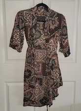 NWOT Women's Paisley Cover Kimono Sleeve M