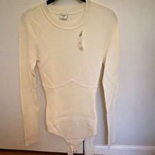 Abercrombie  Fitch cream Ribbed Knit Long Sleeve Bodysuit Medium