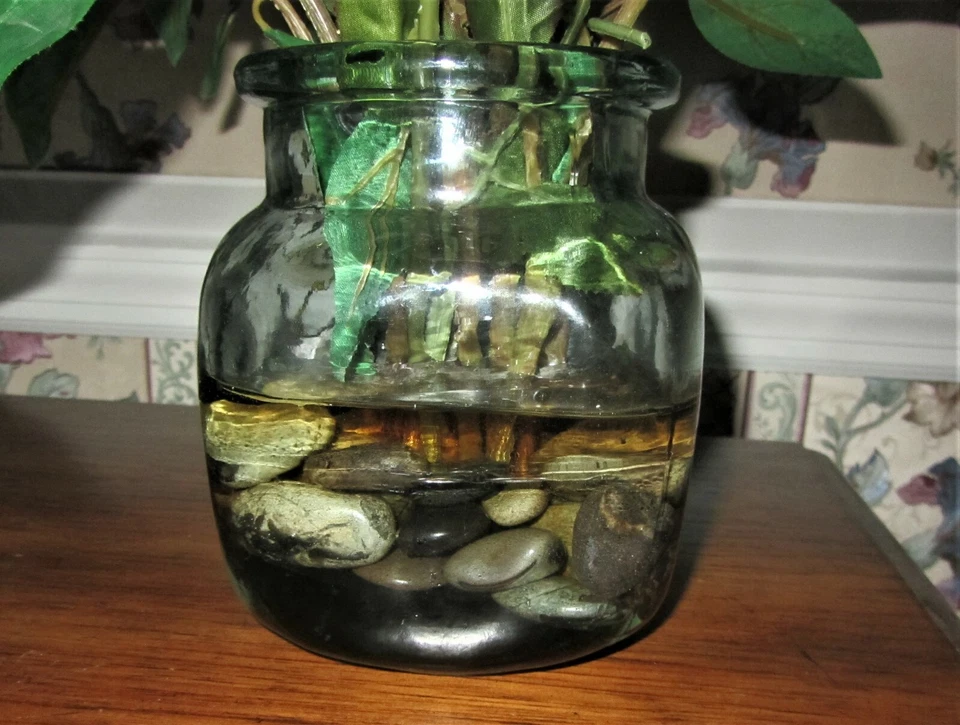 ARREGLO FLORAL SEDA PEONÍA MIXTA 16" - BASE JARDÍN ROCA LUCITE; ROSA Y BLANCO Foto 3 de 4