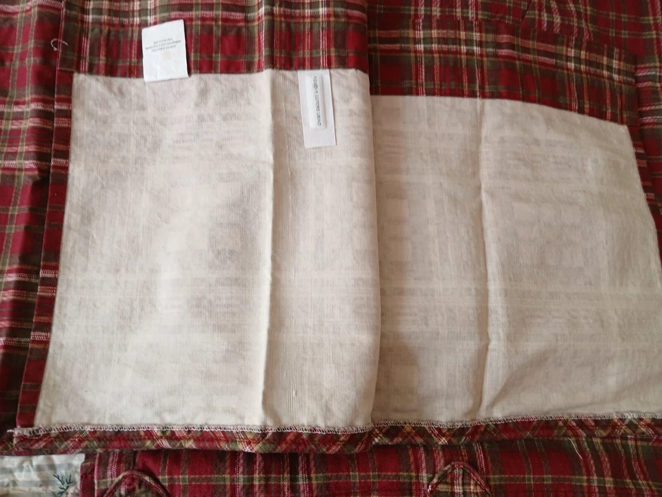 Muelles - Cuadros rojos - Cortinas y cenefas con lengüeta 100 % algodón - ¡Realmente bonitas! Foto 3 de 4