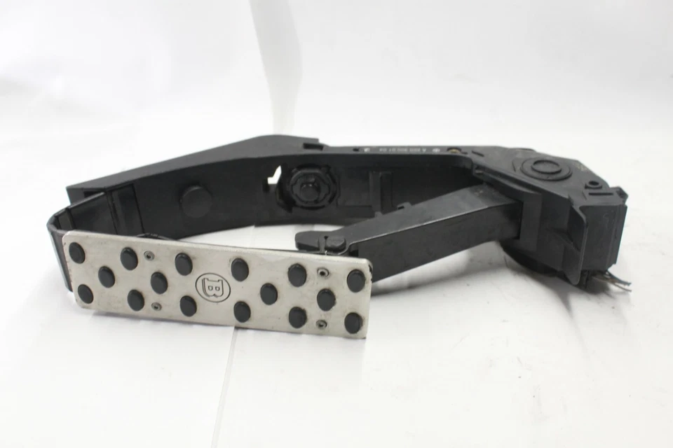 Mercedes-Benz Cl500 2003 conjunto de pedales Brabus (acelerador, freno, freno eléctrico) L0079 Foto 2 de 4