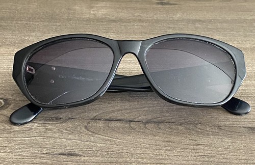 Vintage Guy Laroche Paris Black Sunglasses Women’s - Picture 5 of 5