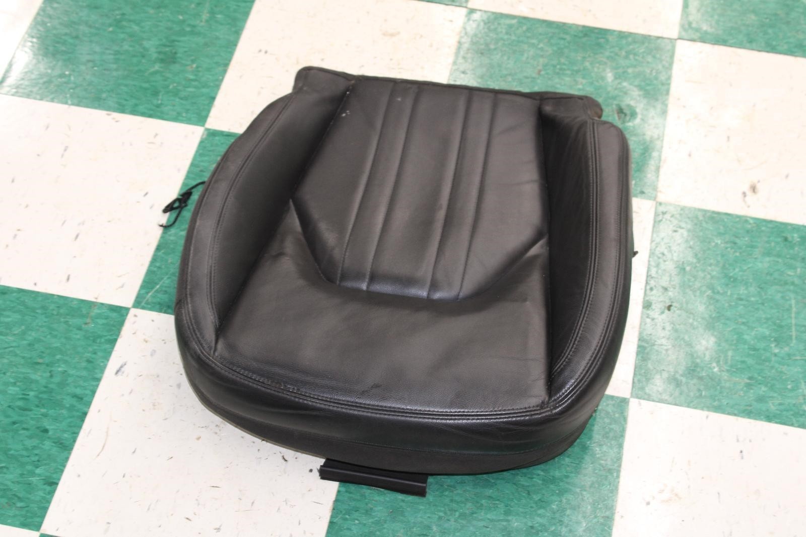 14-17 Ghibli Black Leather Front Driver Side Left LH LF Seat Track Lower Cushion