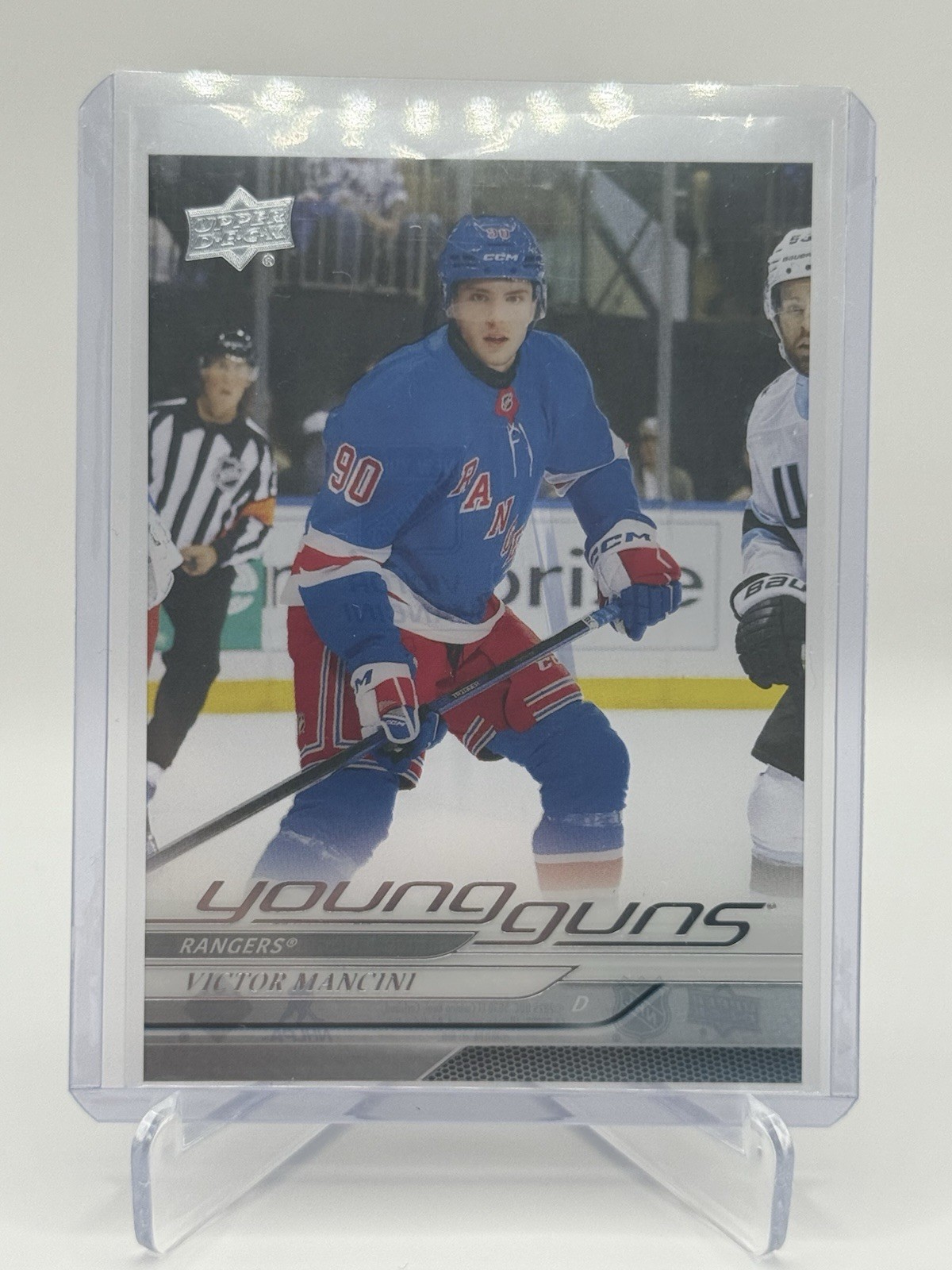 2024-25 Upper Deck 464 Victor Mancini Young Guns Clear Cut